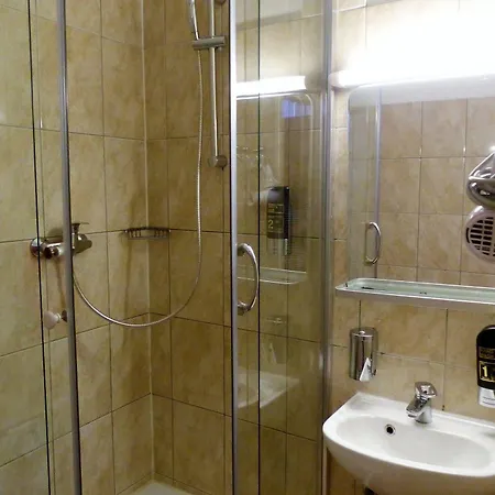 Szálloda Eden Am Zoo