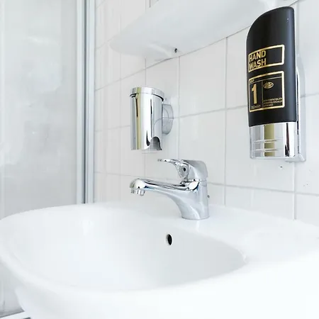 Eden Am Zoo Szálloda 3*