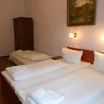 Hotel Eden Am Zoo 3*