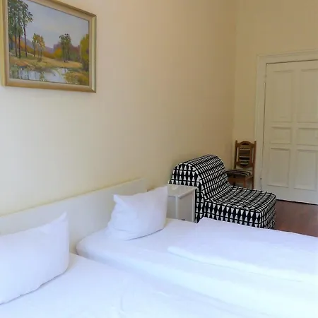 Eden Am Zoo Hotell
