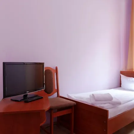 Eden Am Zoo Hotell 3*