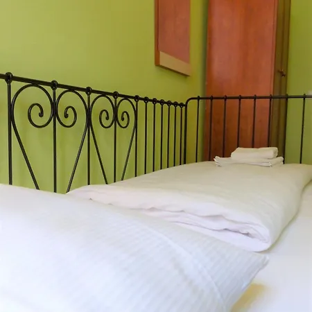 Hotel Eden Am Zoo 3*